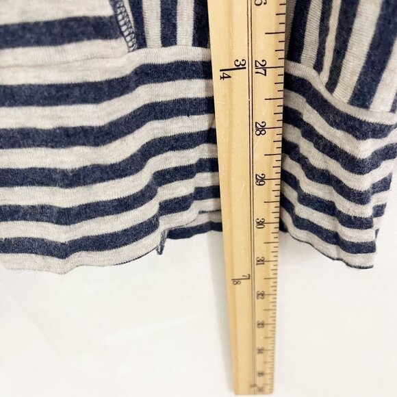 Cabi Ernest Jersey Knit Long Sleeve Top Asymmetrical Hem Soft 3228 - Size Medium - Picture 6 of 6